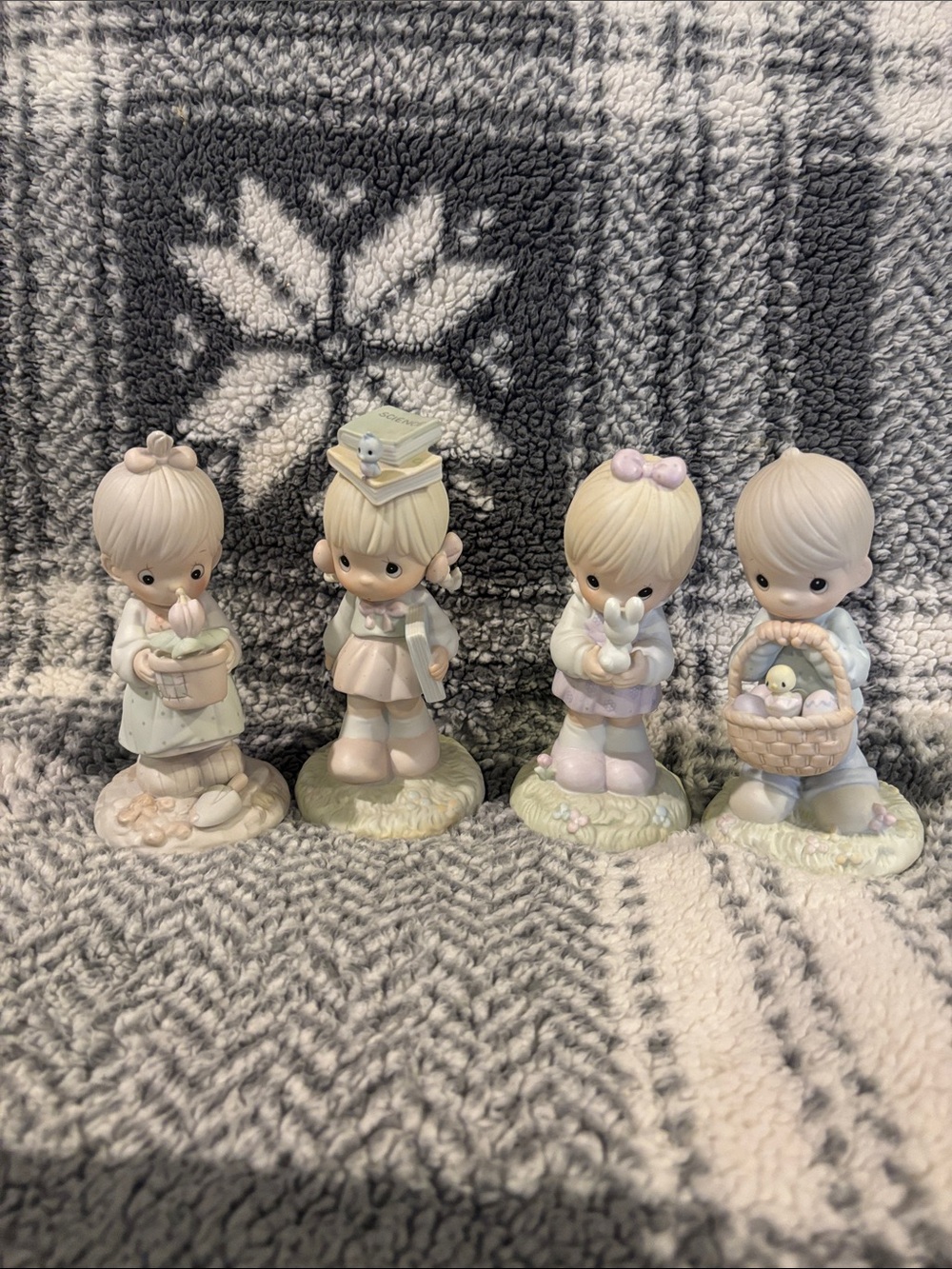 Precious Moments Pastel Children Figurine Quartet - Cream, Pink, Blue